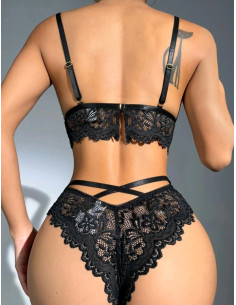 Set bonita de encaje 2