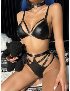 Set de lencería con abertura