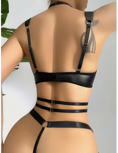 Lencería cuero con aro arnés 2