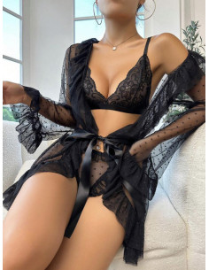 Set de lencería con encaje...