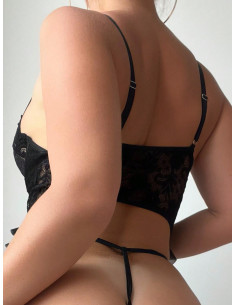 Set de lencería con encaje floral con aro con liga con 1 par medias 2