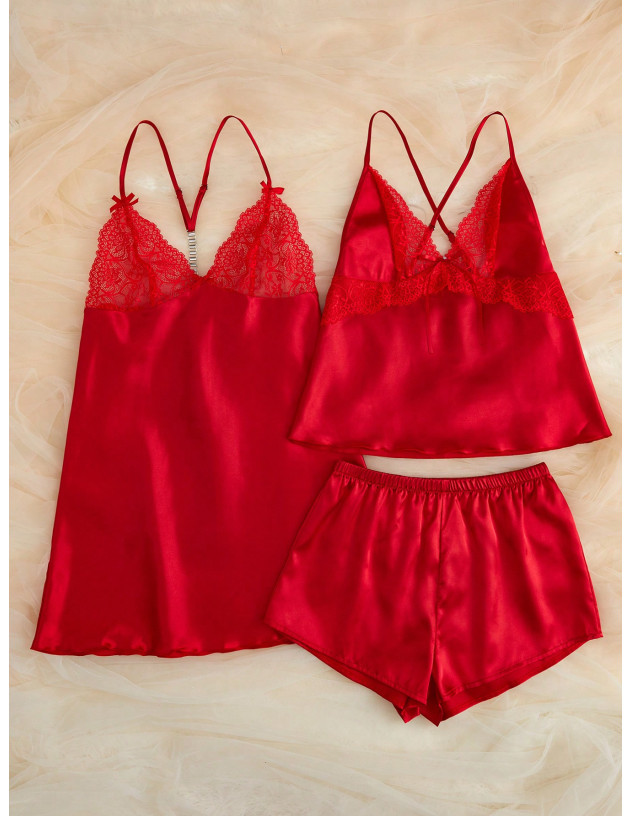 Conjunto de pijama shorts con top de tirantes con encaje en contraste de satén Conjunto de pijama shorts con top de tirantes con encaje en contraste de satén