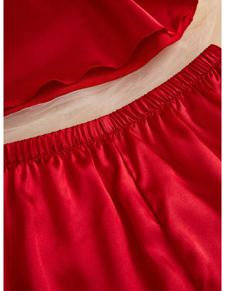 Conjunto de pijama shorts con top de tirantes con encaje en contraste de satén Conjunto de pijama shorts con top de tirantes con encaje en contraste de satén