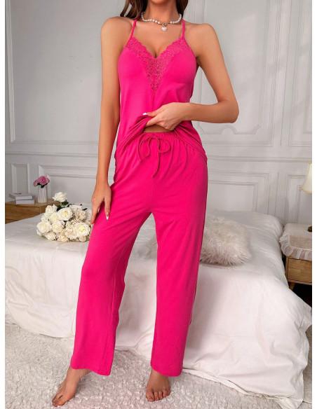 Conjunto de pijama con encaje en contraste