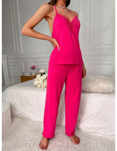 Conjunto de pijama con encaje en contraste