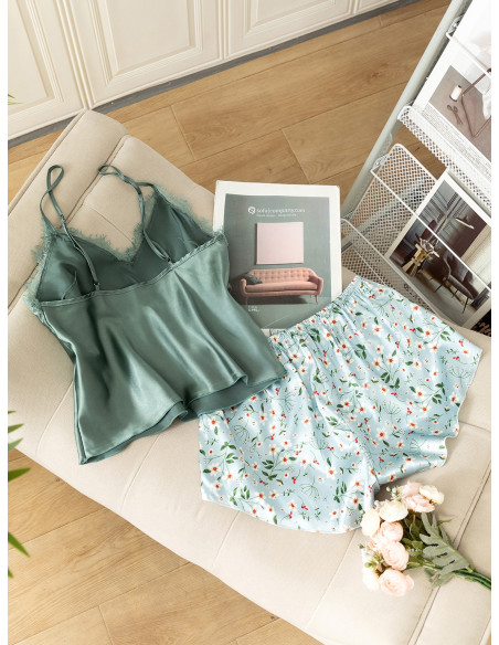 Conjunto de pijama con estampado floral con diseño de encaje con cordón delantero de satén Conjunto de pijama con estampado floral con diseño de encaje con cordón delantero de satén