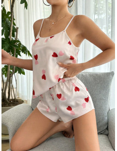 Conjunto de pijama shorts con top de tirantes con estampado de corazón de satén 2