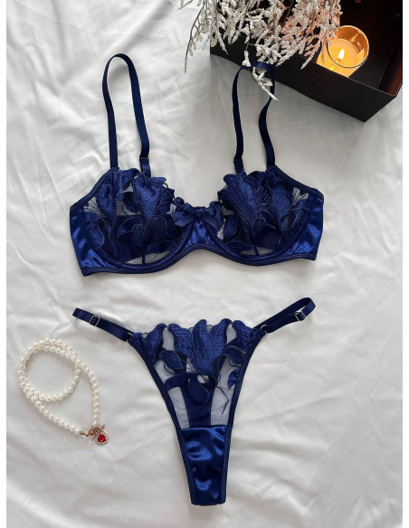 Conjunto De Lencería Sexy De Malla Bordada Y Parcheada Para Mujer