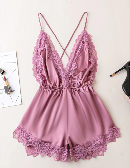 Mono de tirantes con encaje