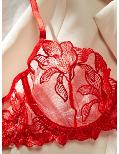 Conjunto De Lencería Sexy Bordada Para Mujeres Con Aros De Acero (edición Del Día De San Valentín)