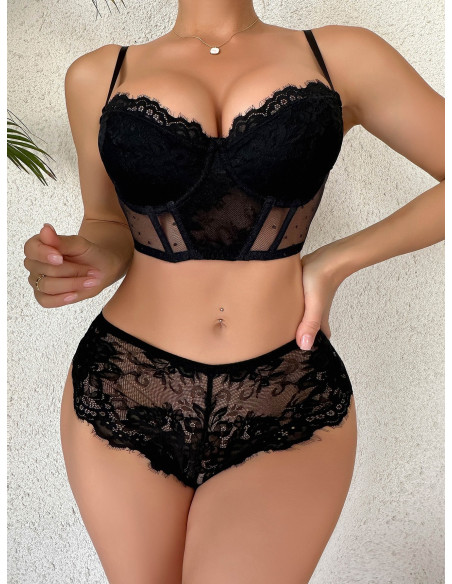 Pure Desire Set de lencería con encaje floral push up