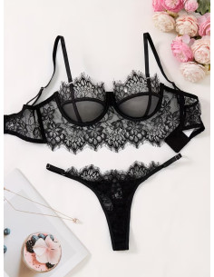 Lencería de Encaje y Aro 2