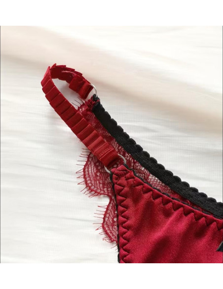 Tangas satinadas